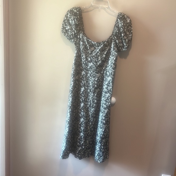 Francesca's Collections Green Floral Midi Dress♥️Excellent Condition - Picture 7 of 7